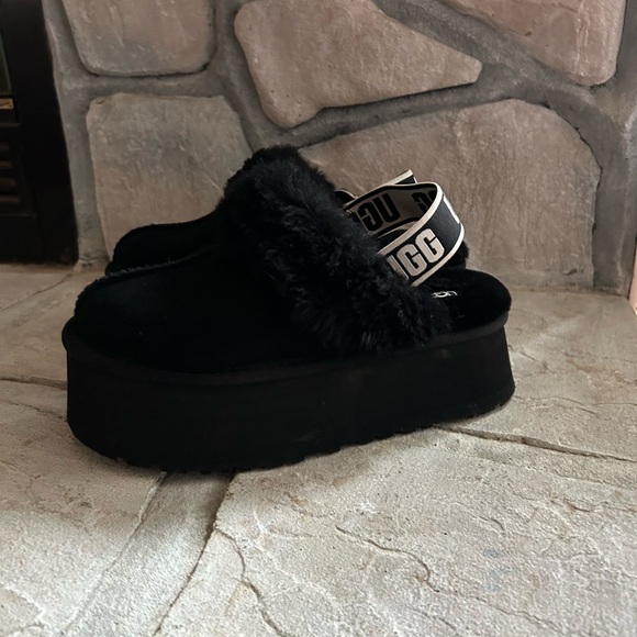 Uggs Funkette Slingback Platform Slippers - Picture 2 of 2